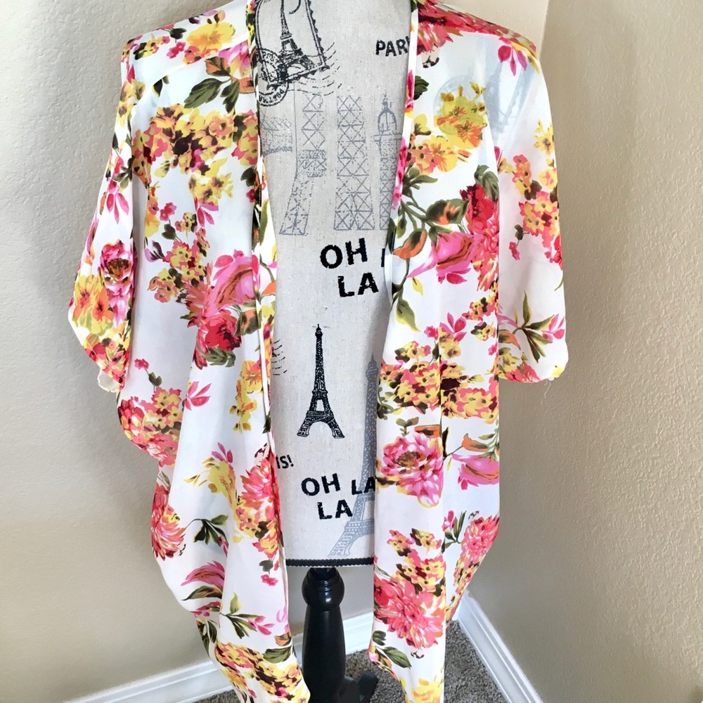 Floral Kimono Shall Cover Up